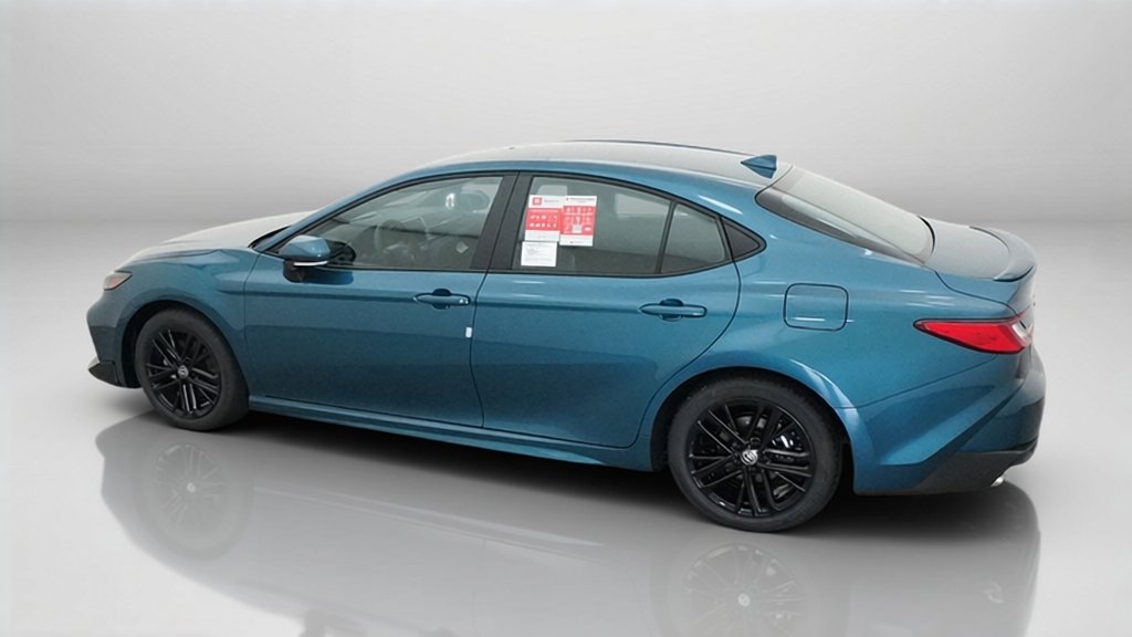 New 2026 Ocean Gem Toyota SE image 15