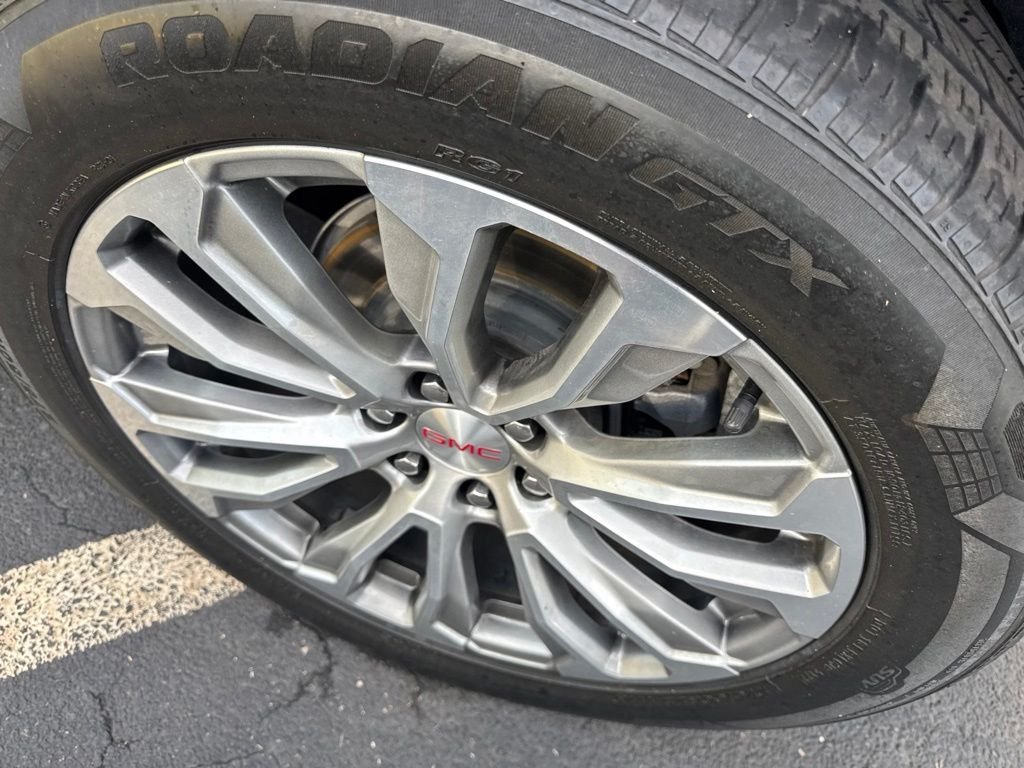 Used 2021 Green GMC Denali image 6
