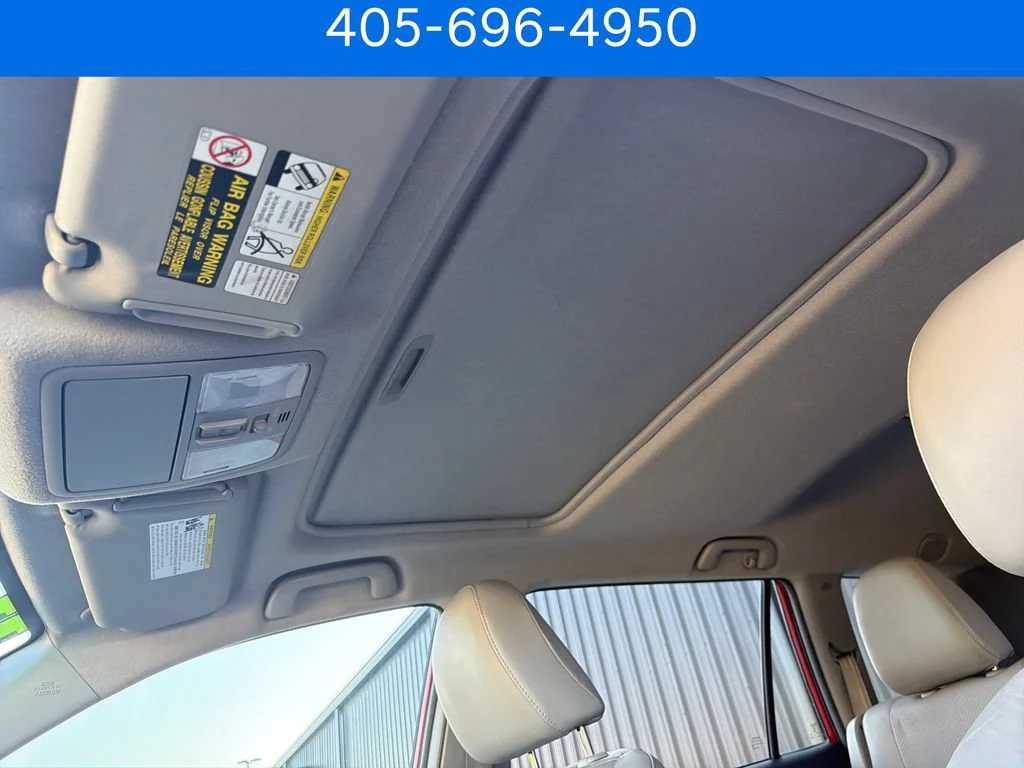 Pre-Owned 2011 Toyota RAV4 Ltd
