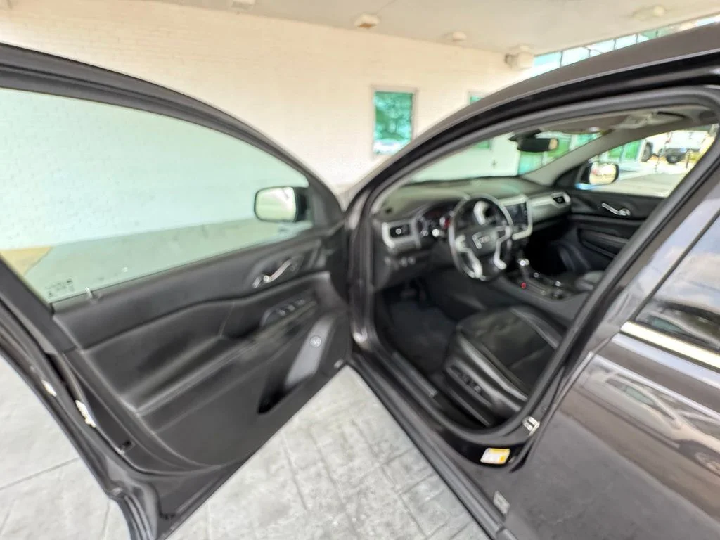 Used 2018 Silver GMC SLT-1 image 11