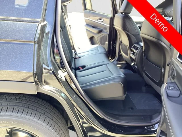 New 2026 Diamond Black Jeep LIMITED 4X4 image 13