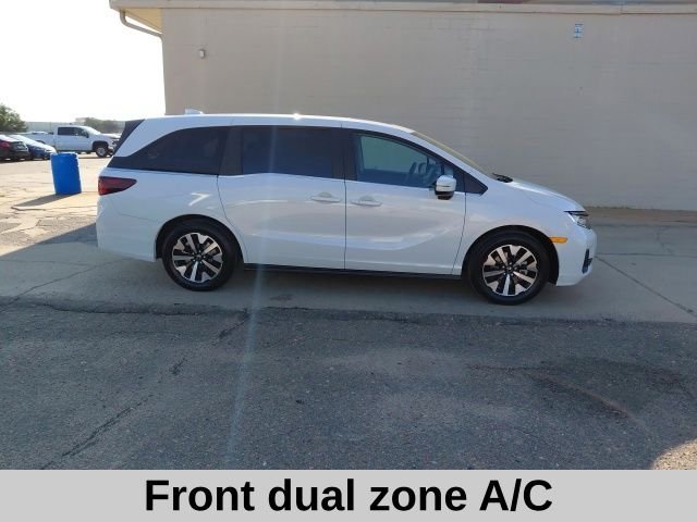 New 2026 Platinum White Pearl Honda EX-L image 3