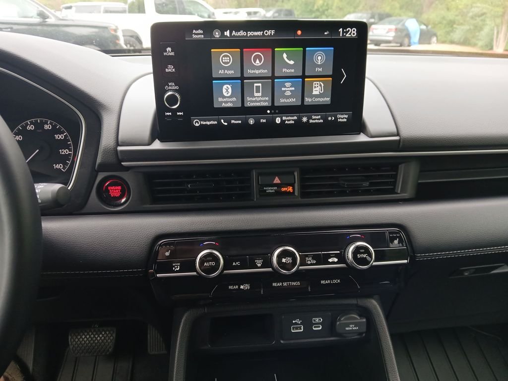 Used 2025 White Honda Touring image 33