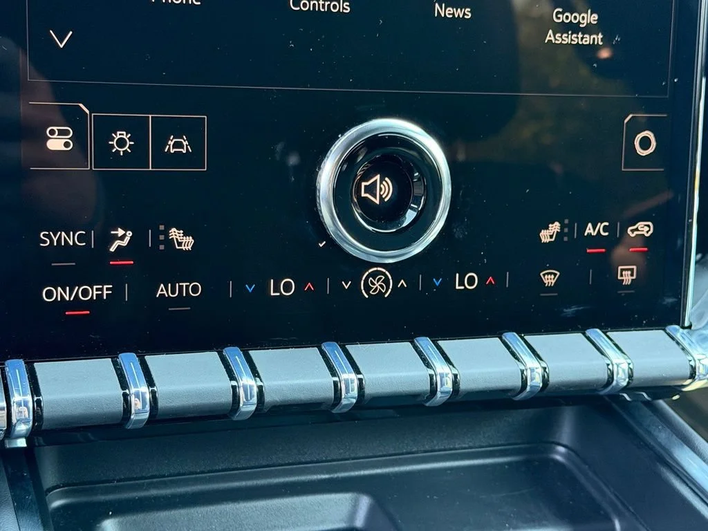 New 2026 Ebony Twilight Metallic GMC Elevation image 7