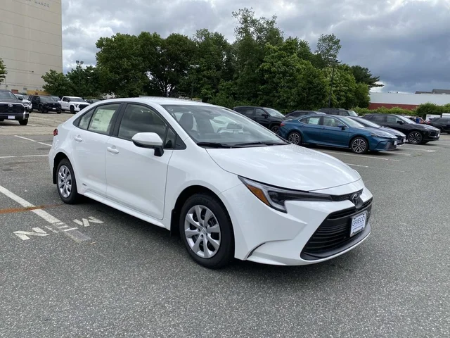 2026 Toyota Corolla Hybrid LE