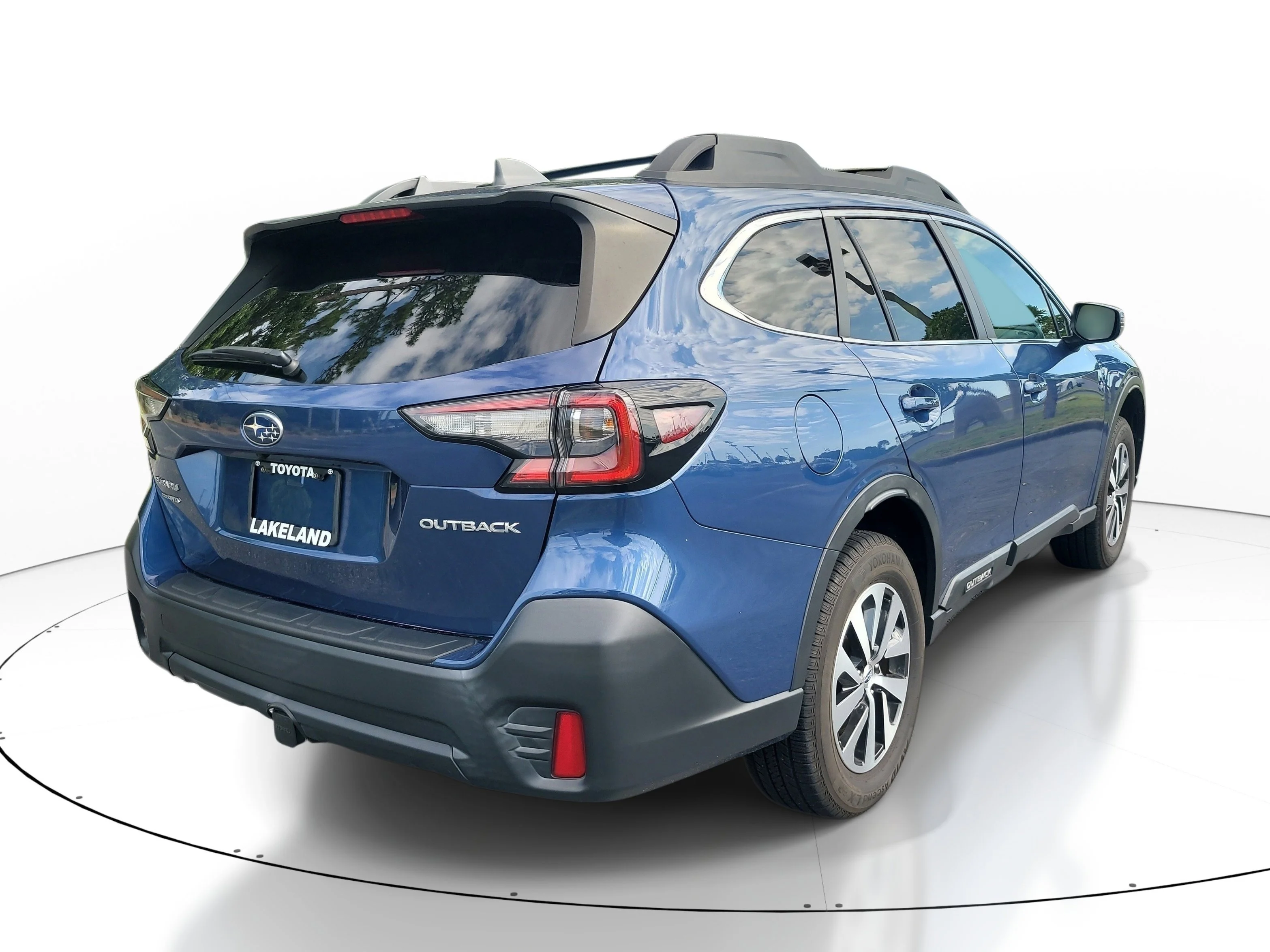 Used 2021 Abyss Blue Pearl Subaru Premium image 4
