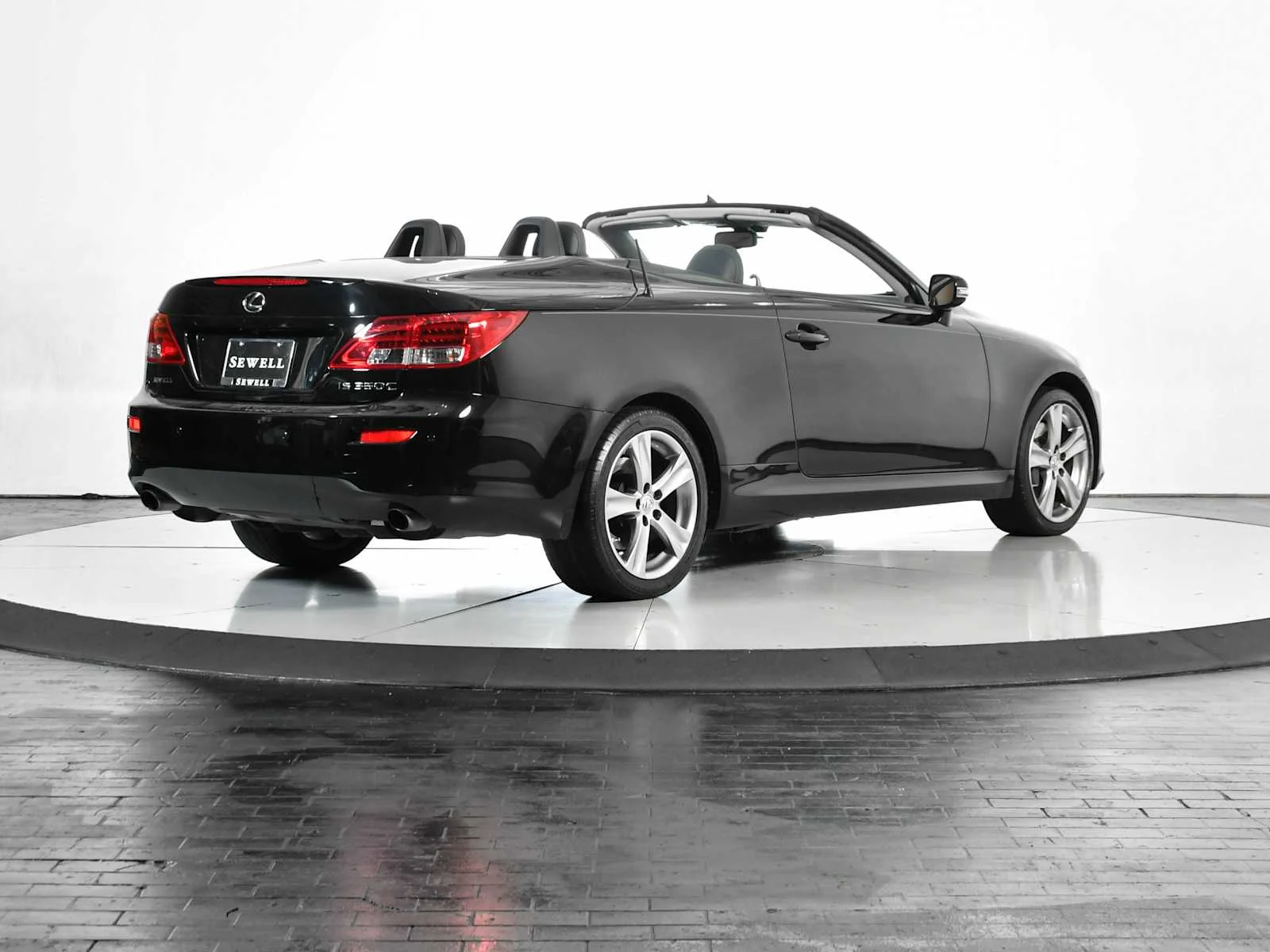 Used 2012 Obsidian Lexus  image 8