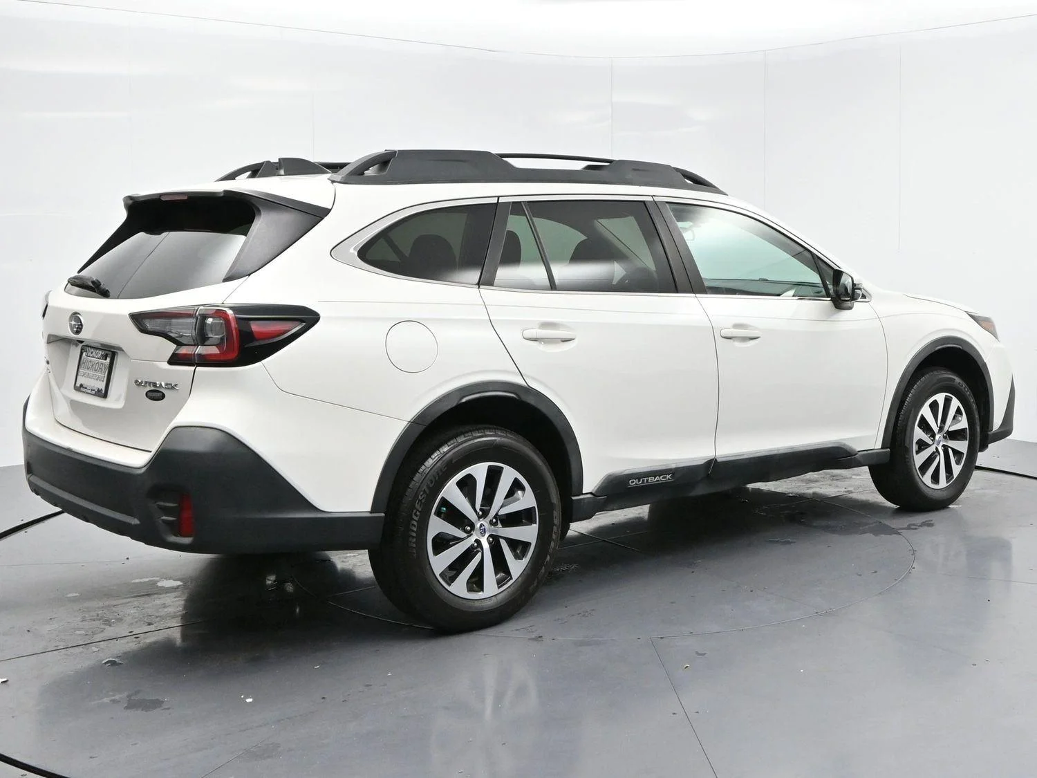 Used 2020 Crystal White Pearl Subaru Premium image 7