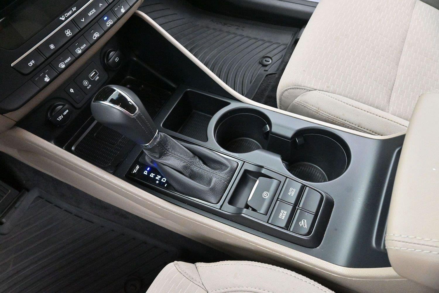 Used 2021 White Cream Hyundai Sport image 25