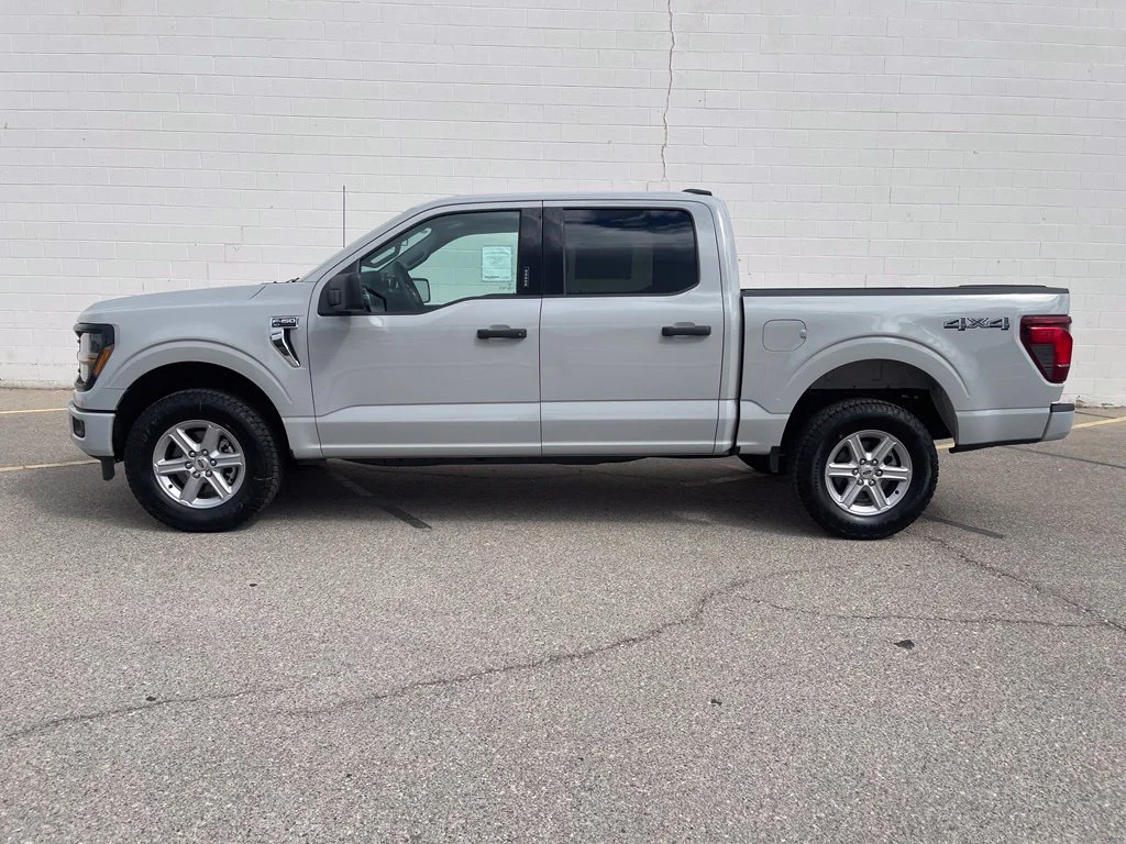 New 2026 Avalanche Ford XLT image 3