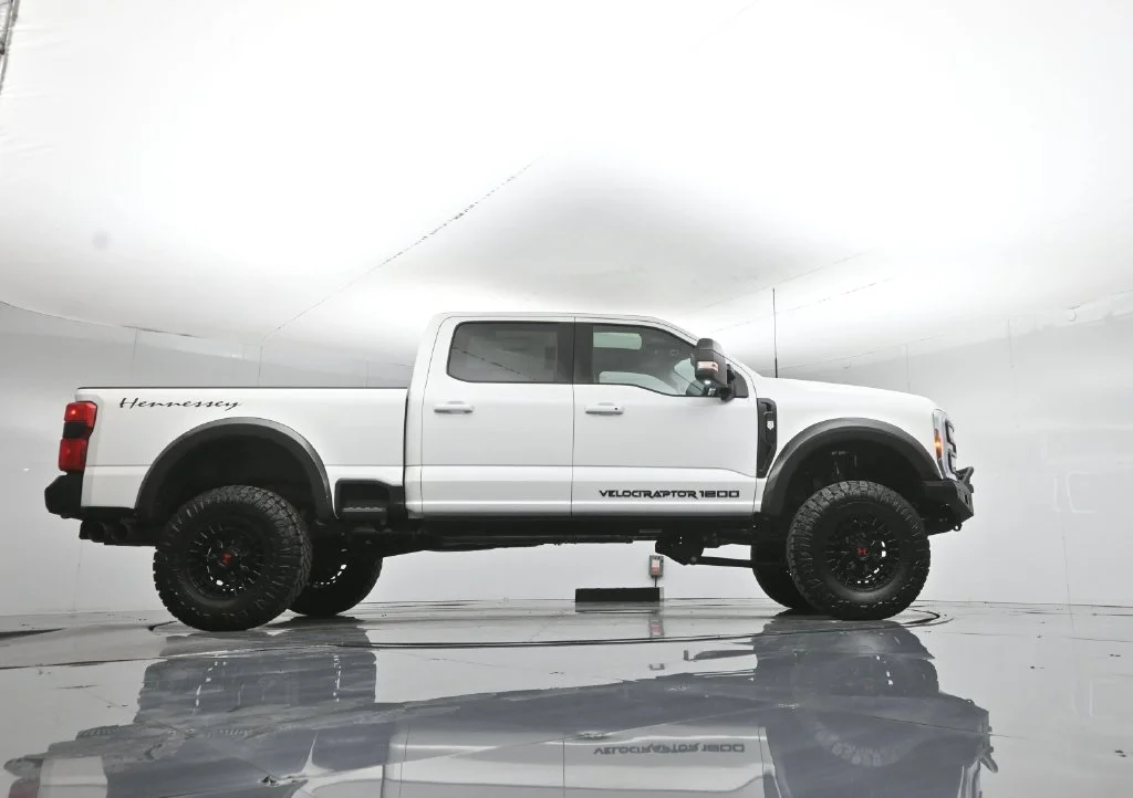 New 2026 Star White Metallic Tri-Coat Ford Lariat image 51