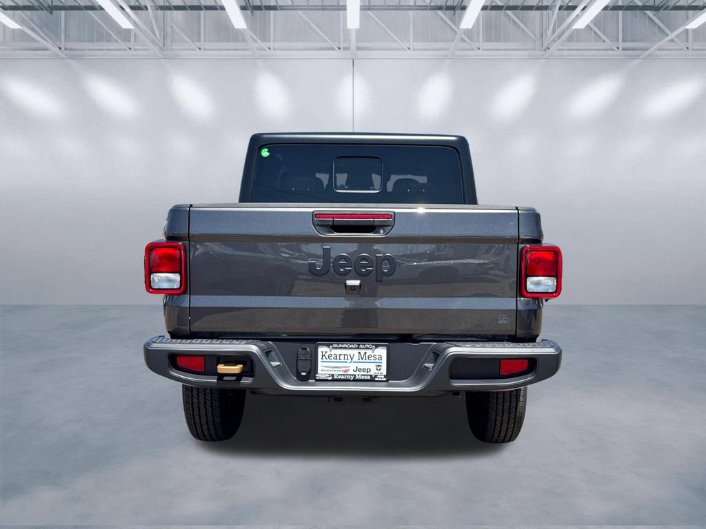 New 2026 Granite Crystal Metallic Clear-Coat Exterior Paint Jeep 85th Anniversary Edition image 5