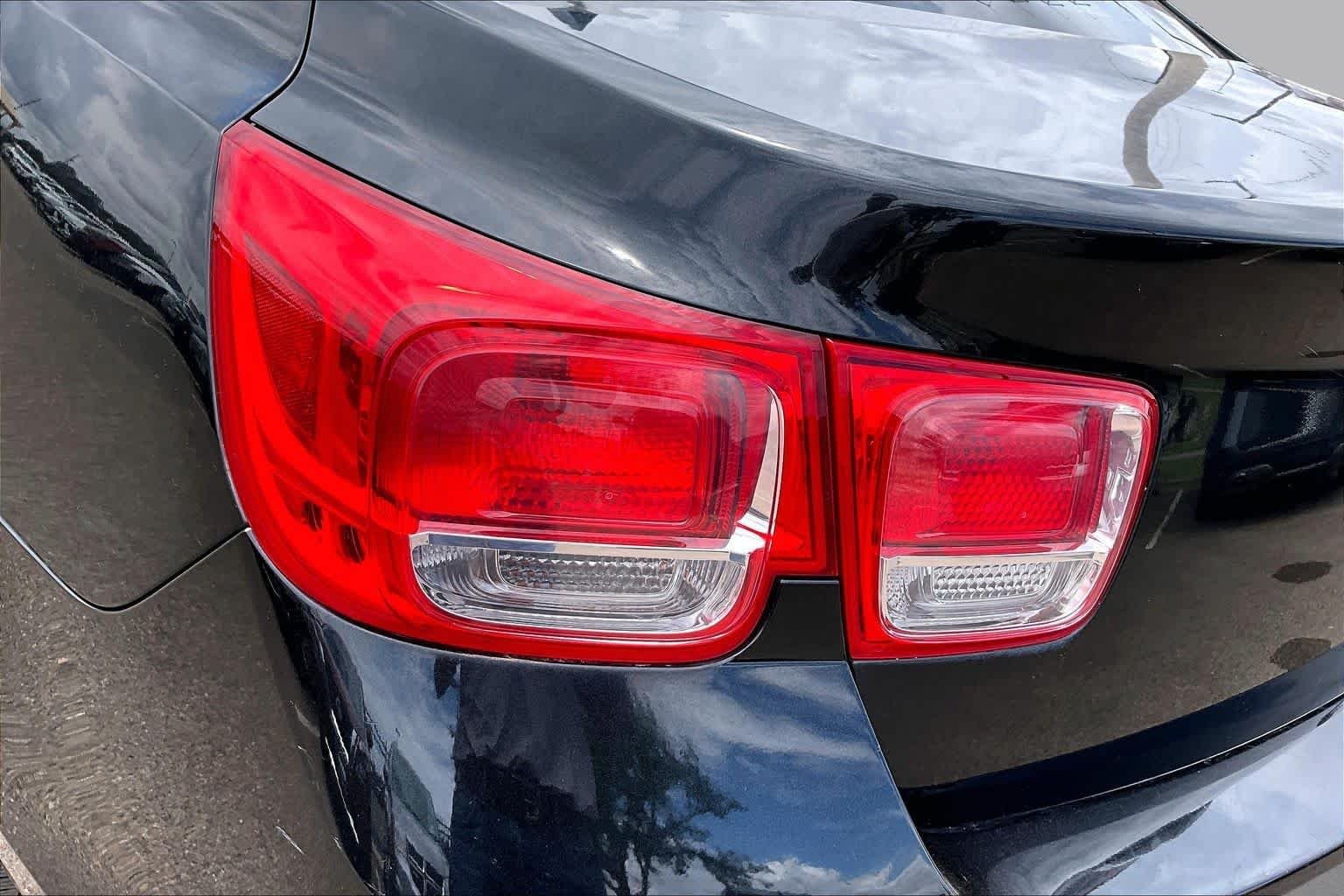Used 2013 Black Granite Metallic Chevrolet LT image 26