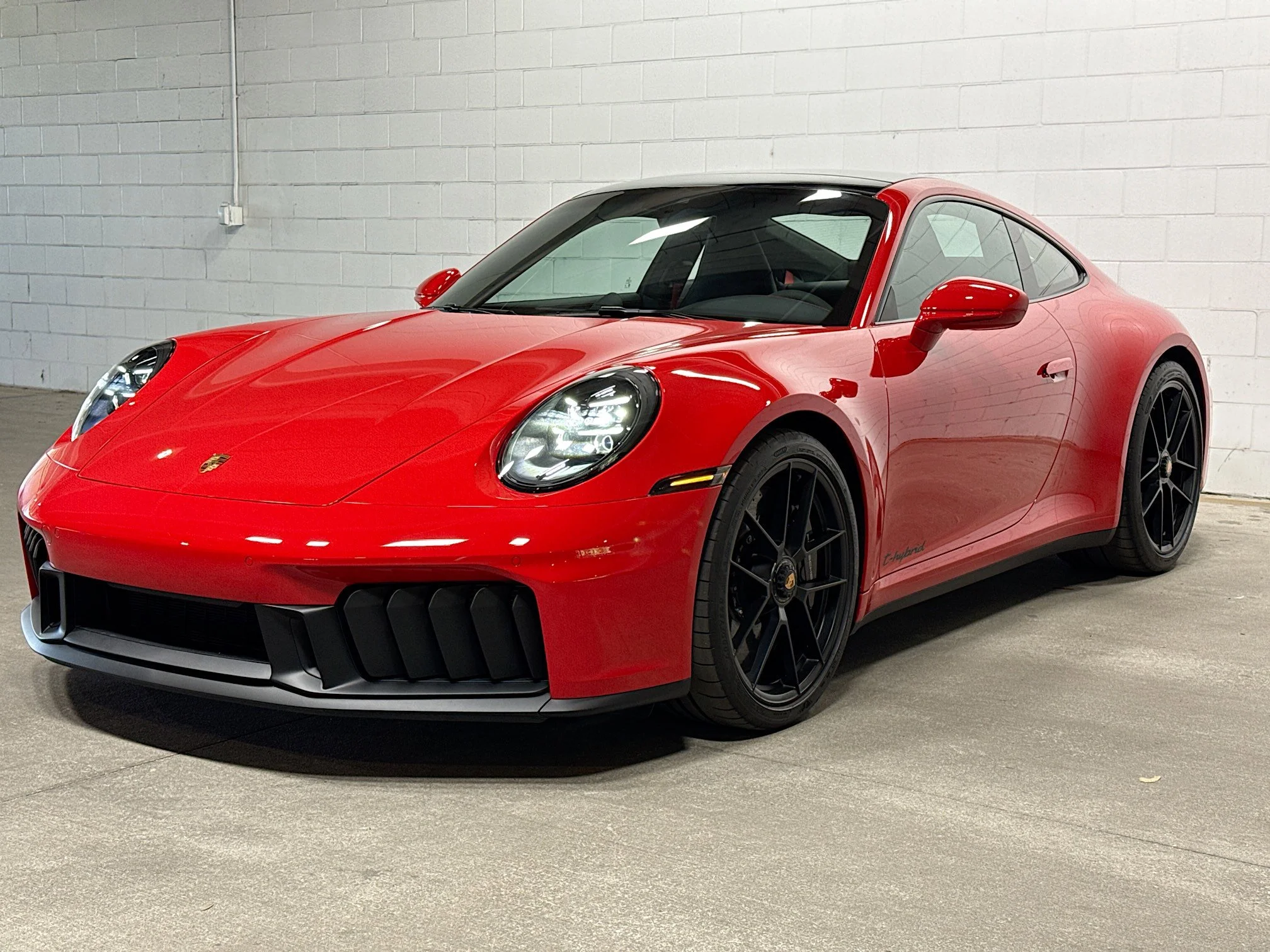 2026 Porsche 911 Carrera 4 GTS Coupe's photo