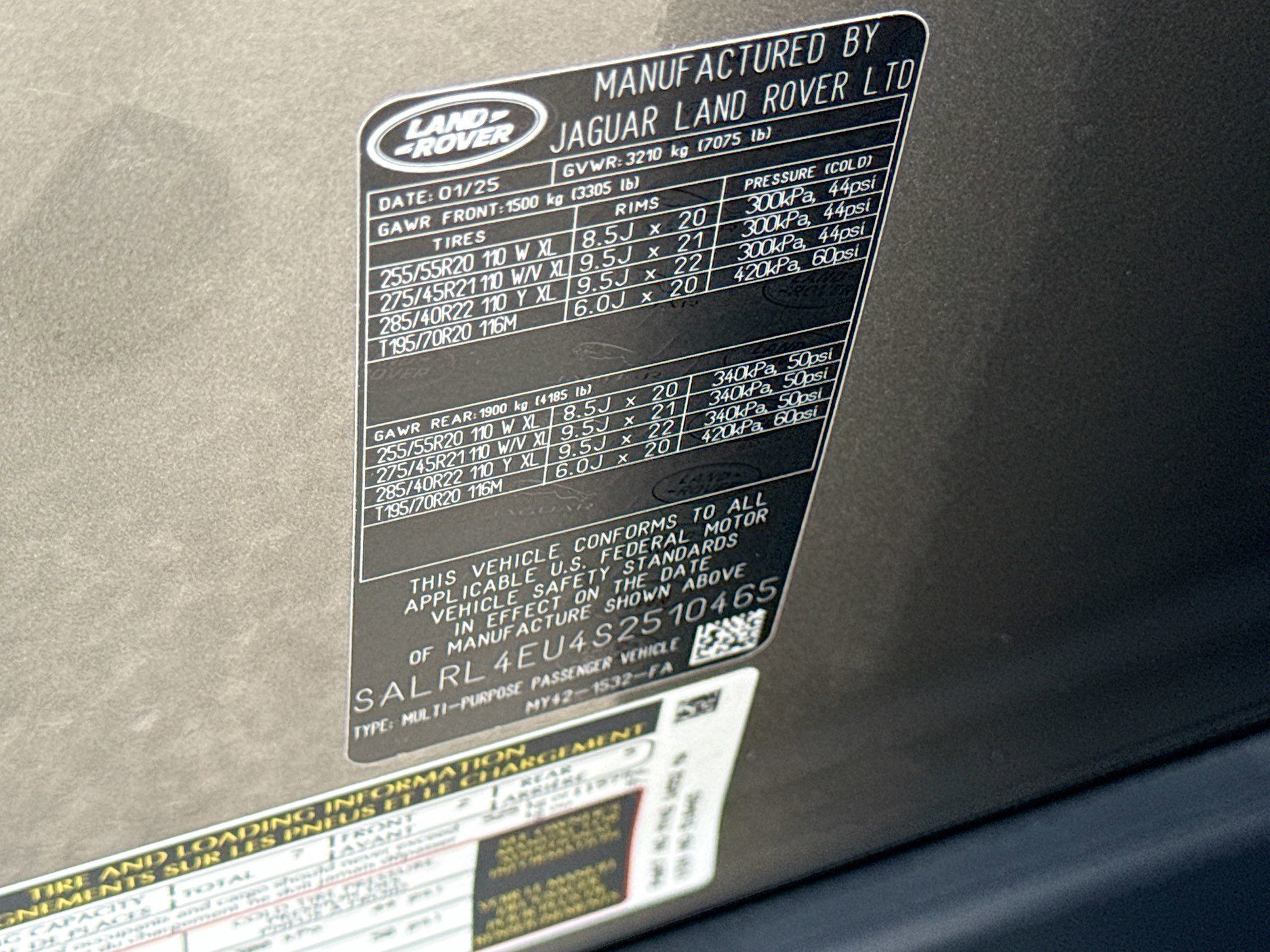 Certified Used 2025 Silver Land Rover Dynamic SE image 46