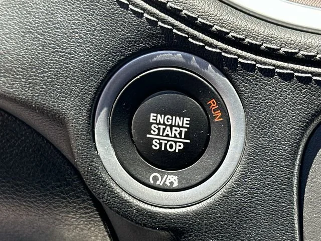 Used 2021 Frostbite Dodge Scat Pack image 10