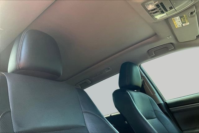 Used 2018 Gray Toyota Limited Platinum image 29