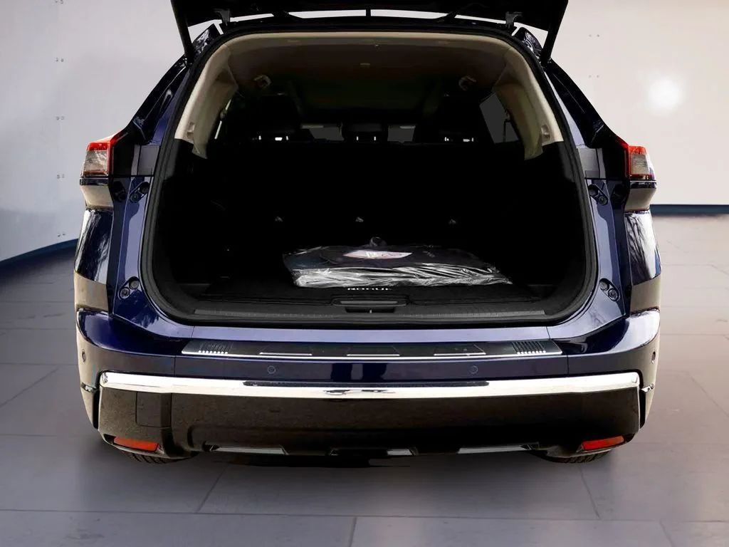 New 2026 Blue Nissan Platinum image 6