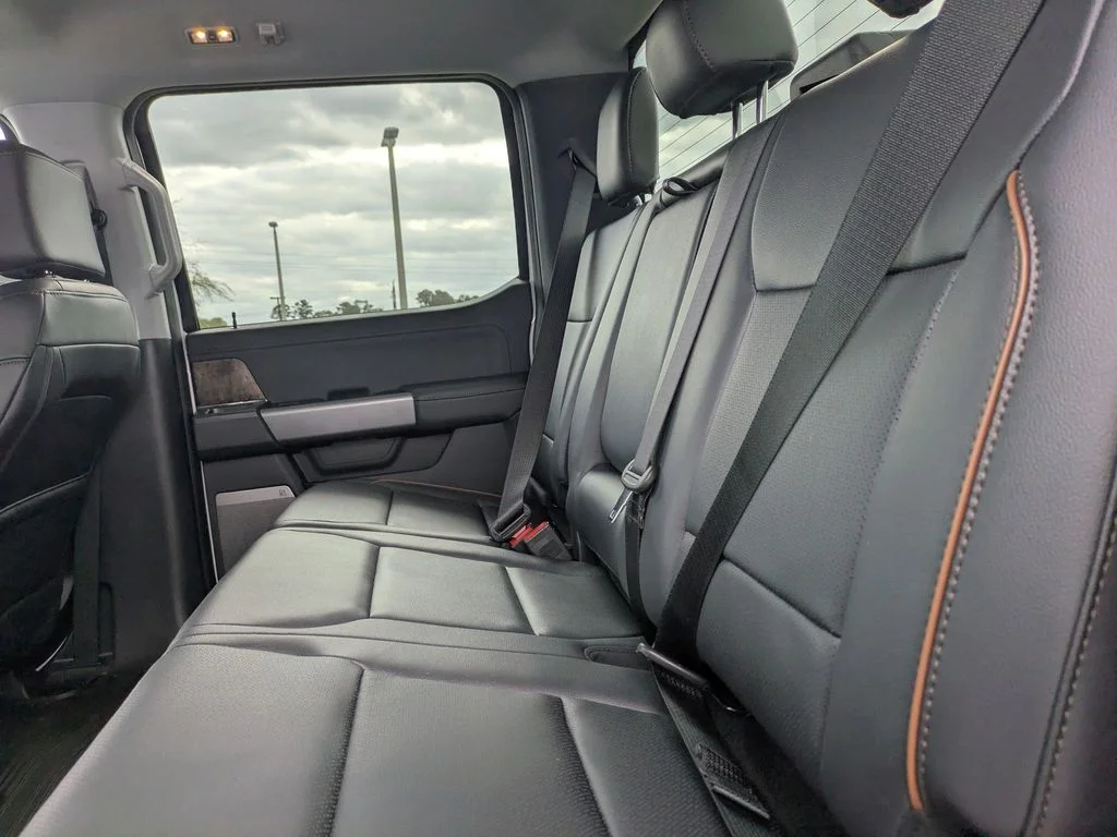 2026 Ford F-350 Super Duty Lariat - Photo 13
