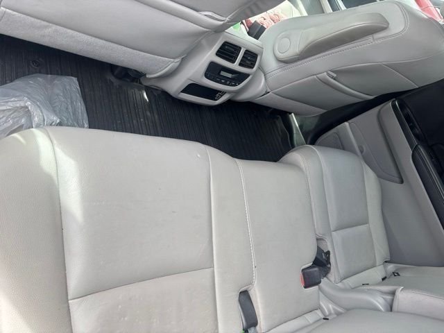 Used 2019 Blue Honda EX-L image 22
