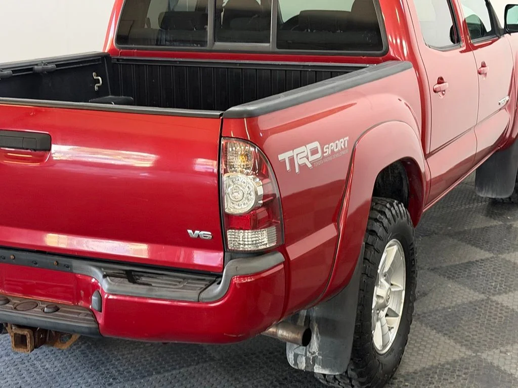 Used 2014 Barcelona Red Metallic Toyota Base image 10