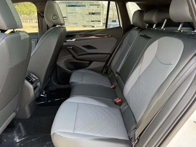 New 2026 White Volkswagen 2.0T SE R-Line Black image 18