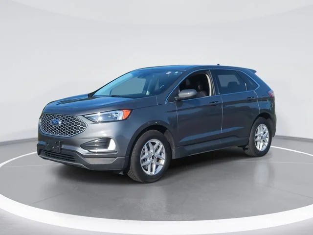 Used 2024 Gray Ford SEL image 1