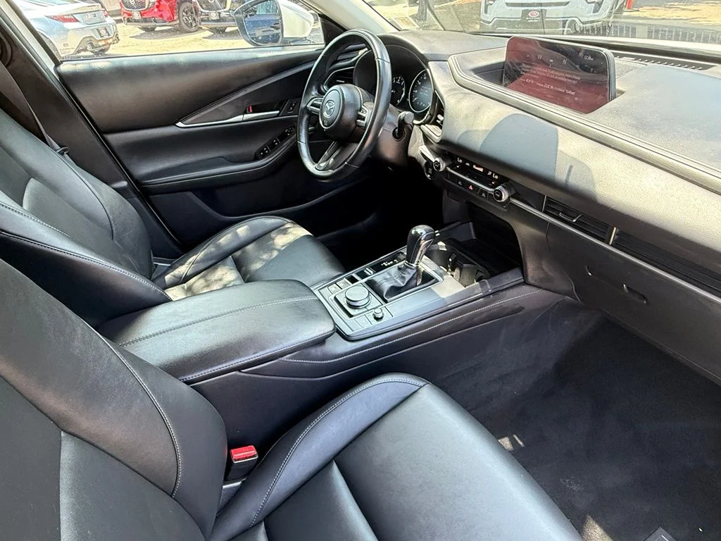 Used 2022 White Mazda 2.5 S Select Package image 30
