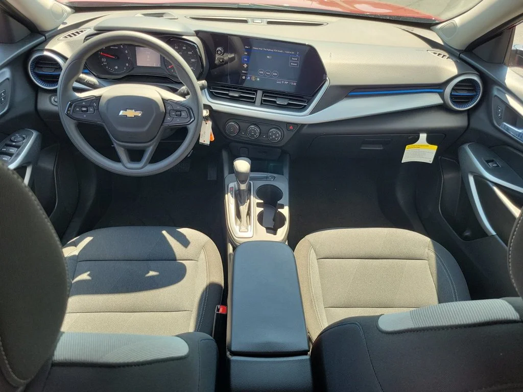 2026 Chevrolet Trax LS - Photo 19
