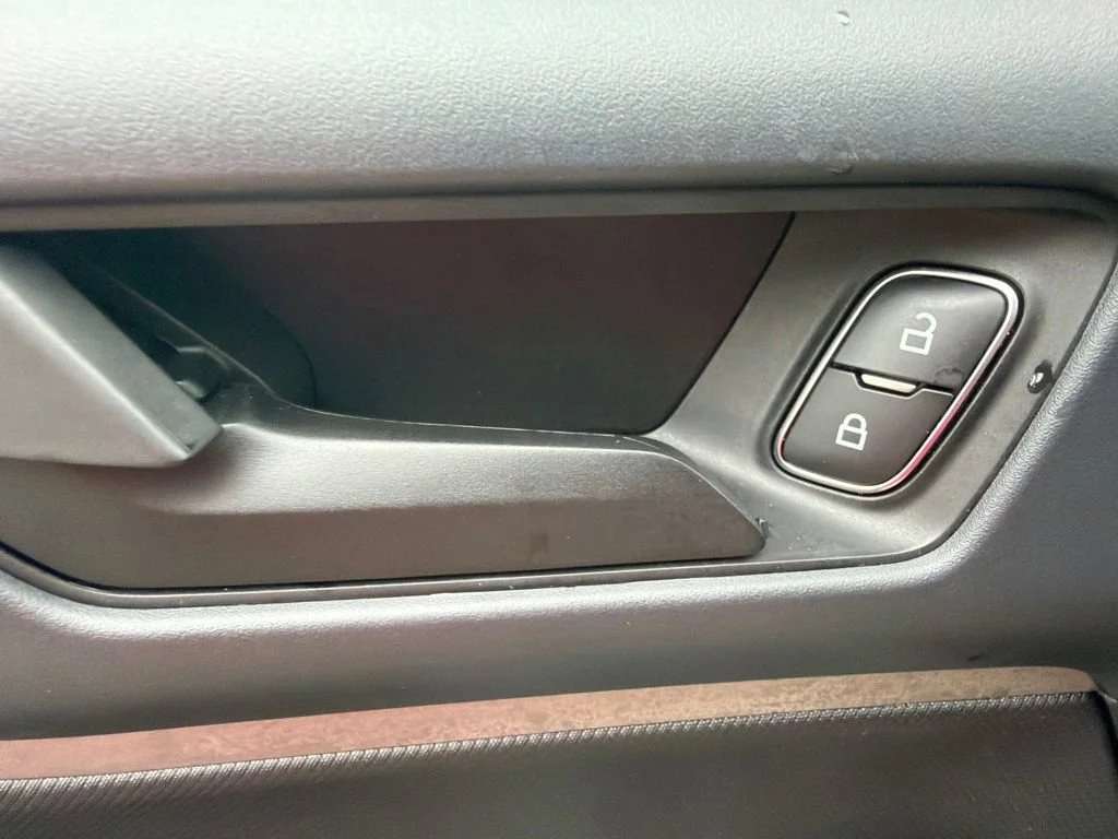 Used 2021  Ford Big Bend image 13