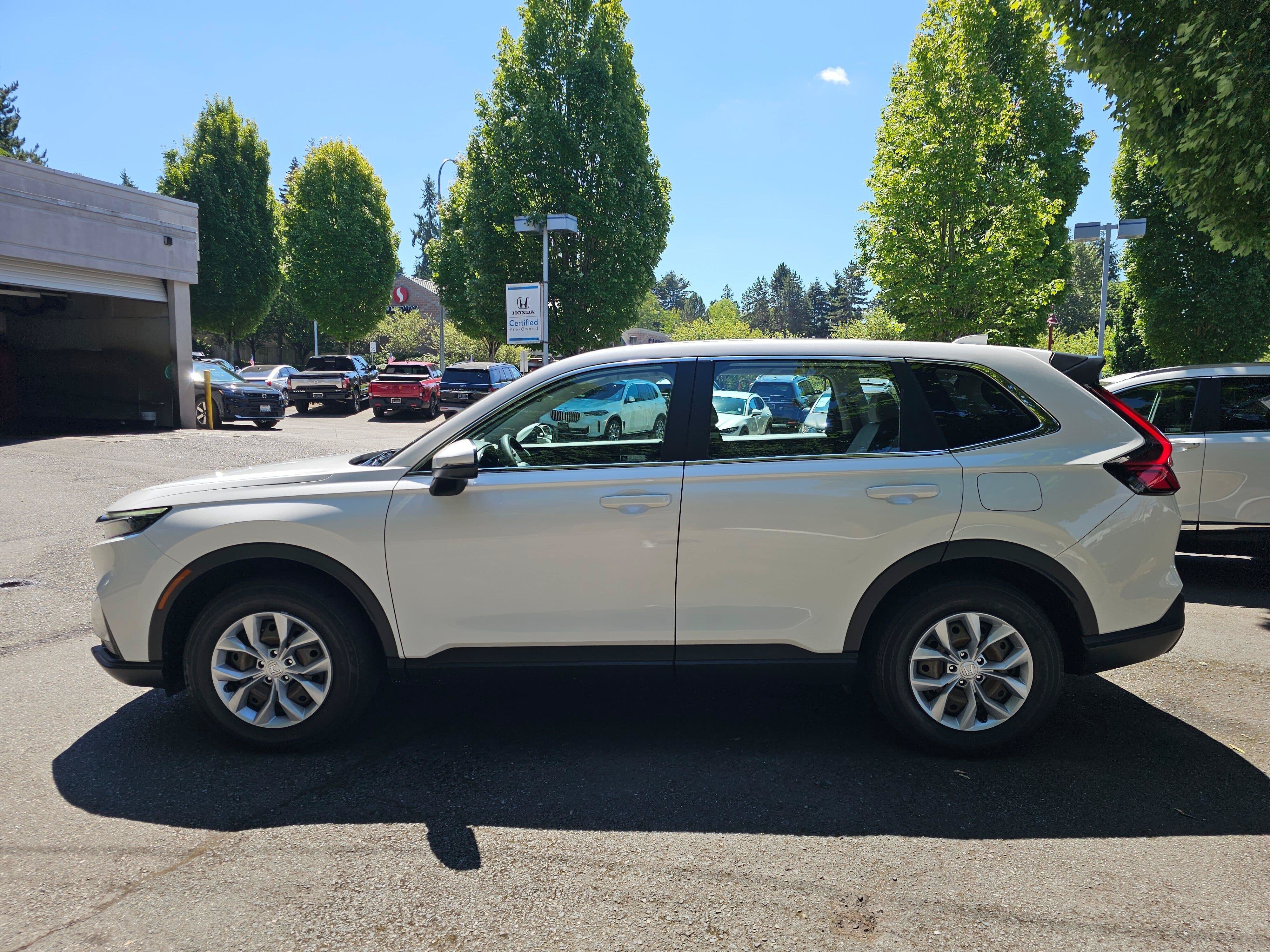 2024 Honda CR-V LX - Photo 38