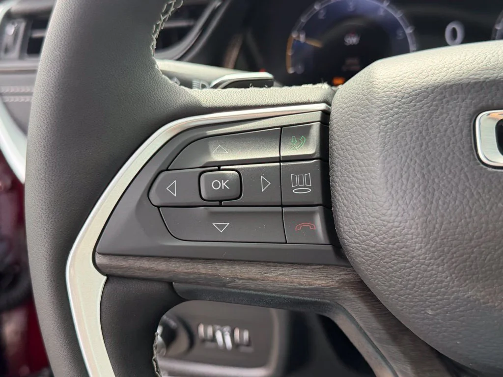 Used 2026 Red Jeep Altitude image 19