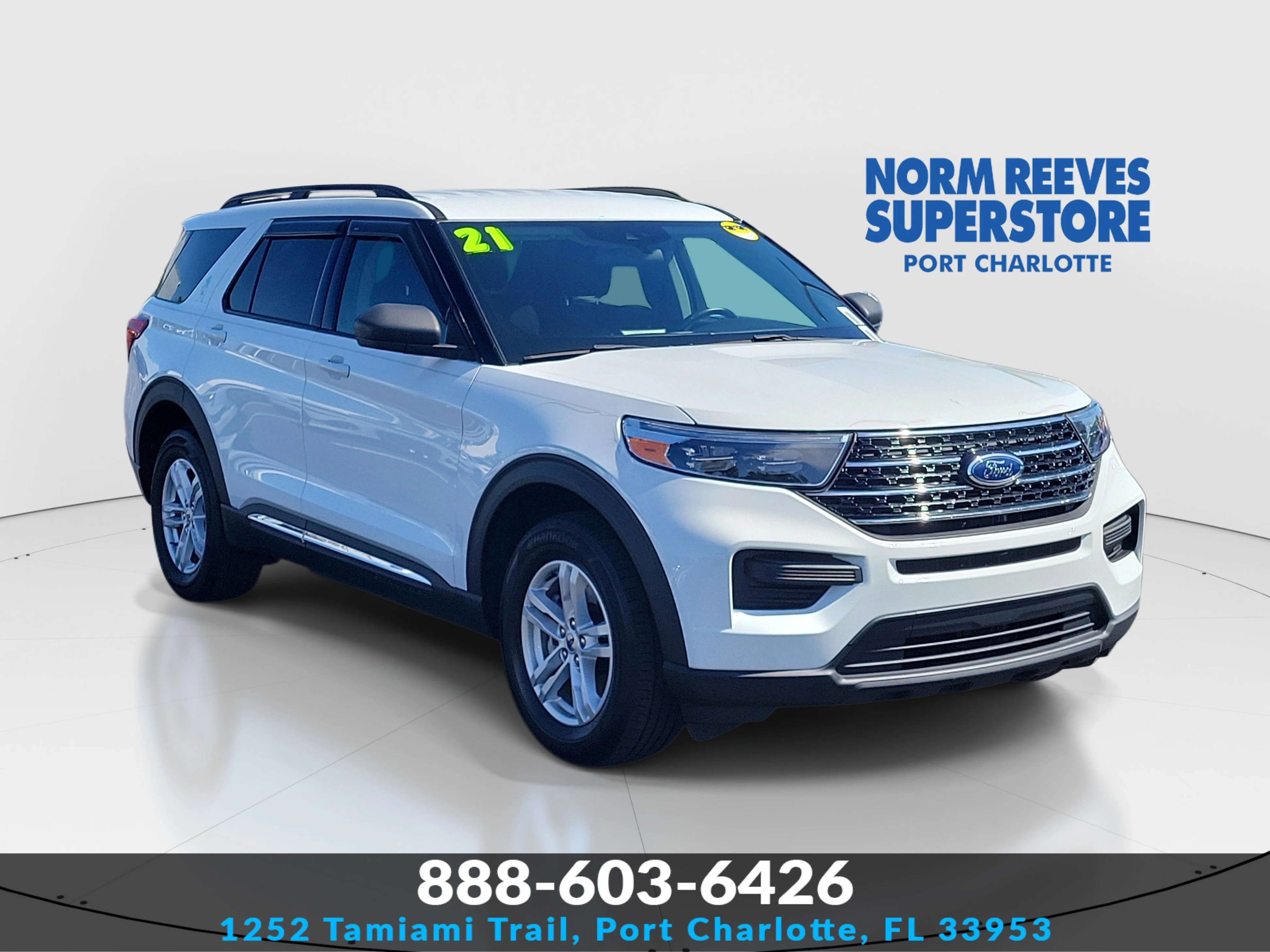 2021 Ford Explorer XLT 4WD's photo