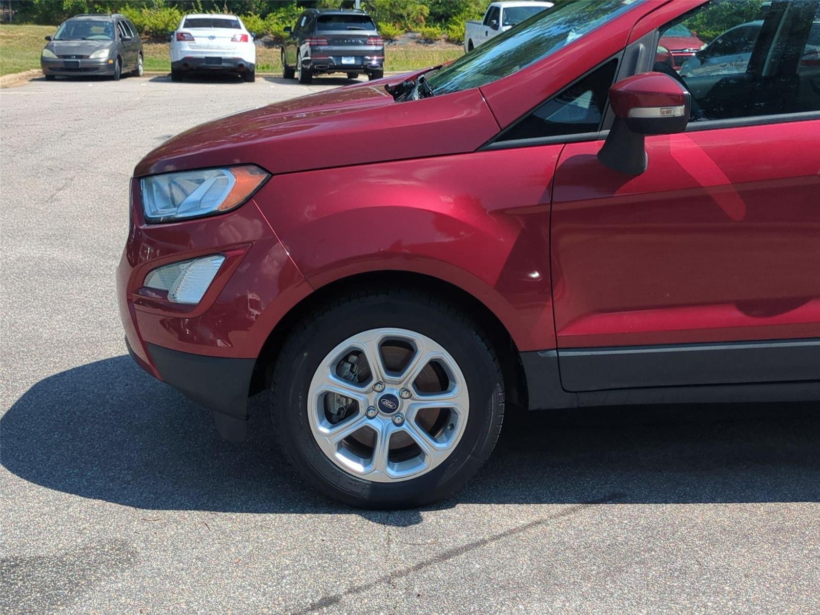 Used 2020 Ruby Red Metallic Tinted Clearcoat Ford SE image 10
