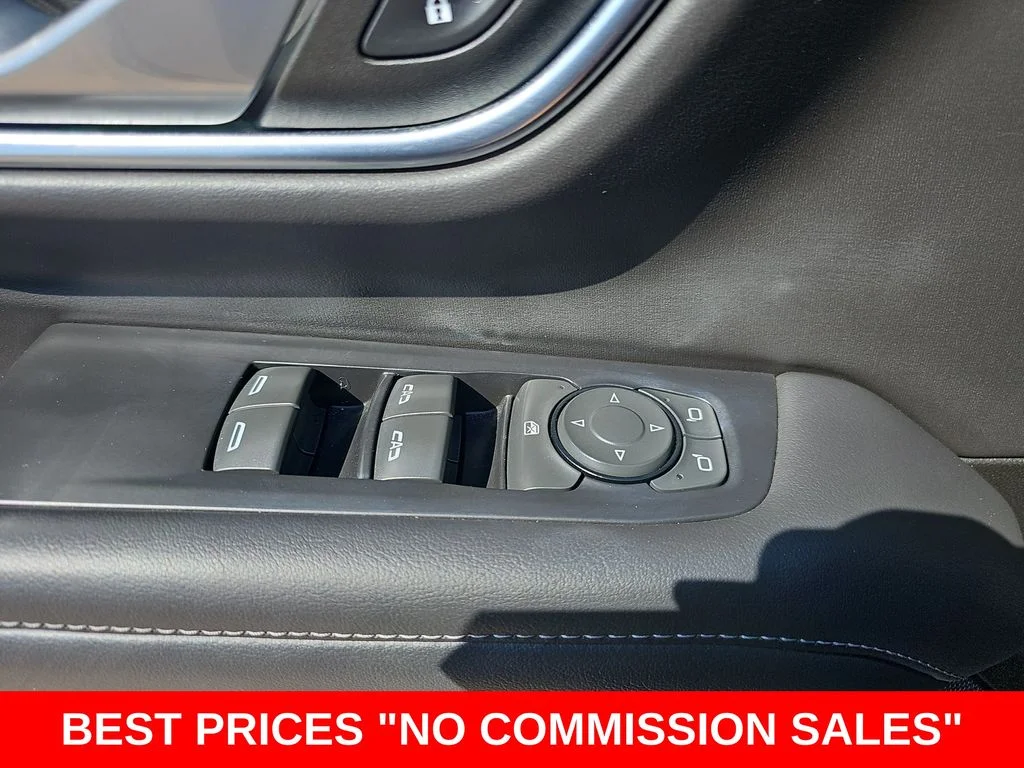 Used 2022 Gray Chevrolet LS image 28