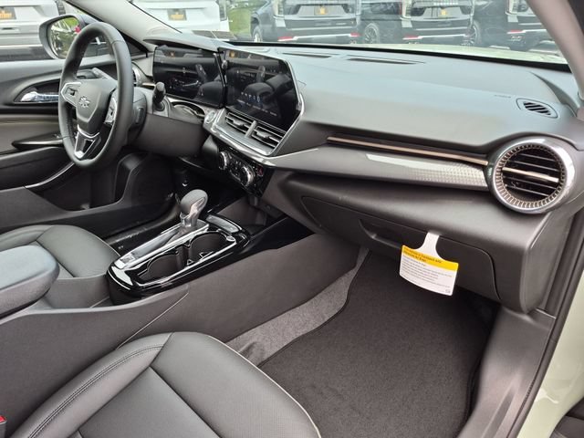 2026 Chevrolet Trax Activ - Photo 29