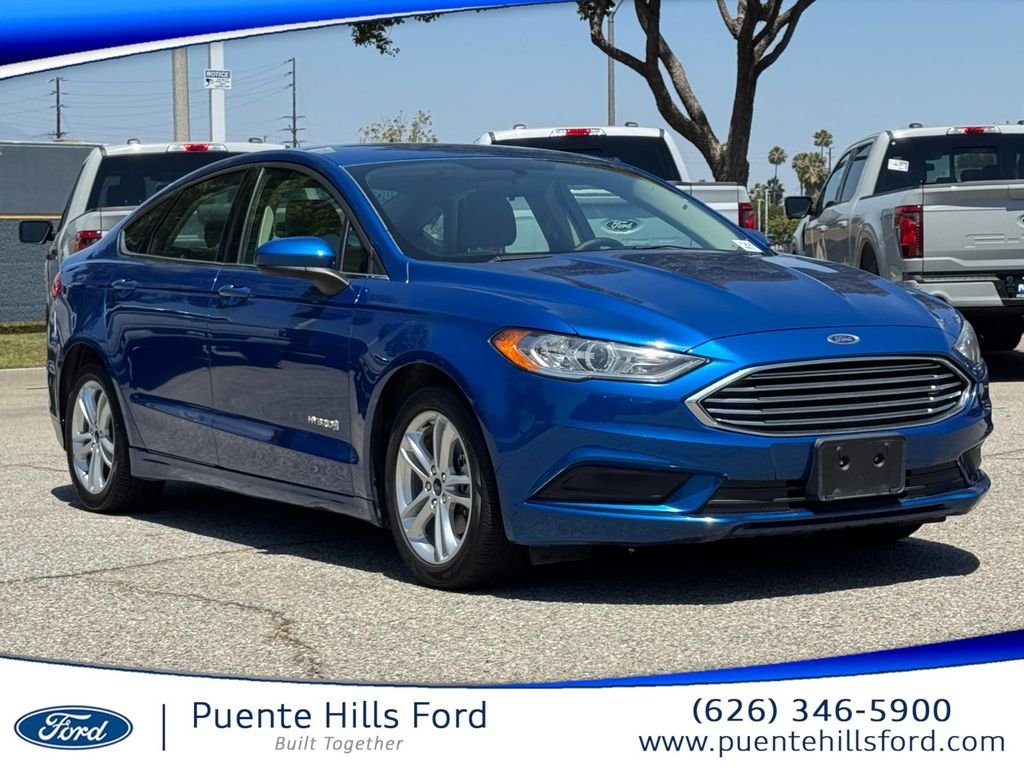 2018 Ford Fusion S's photo