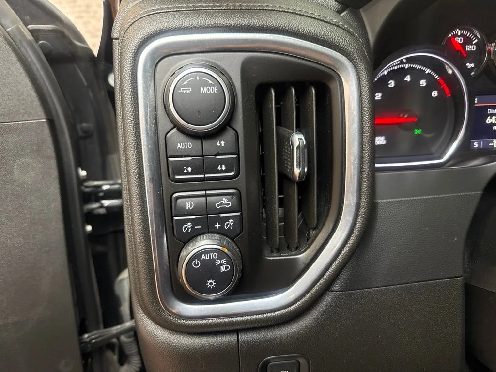 Used 2021 Black Chevrolet LT Trail Boss image 21