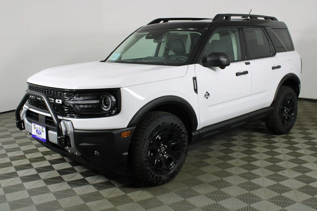 New 2025 Oxford White Ford Outer Banks image 3