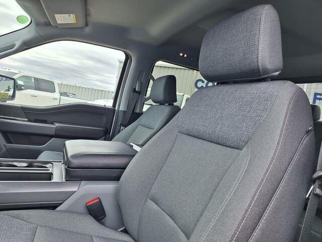 2025 Ford F-150 XLT - Photo 13