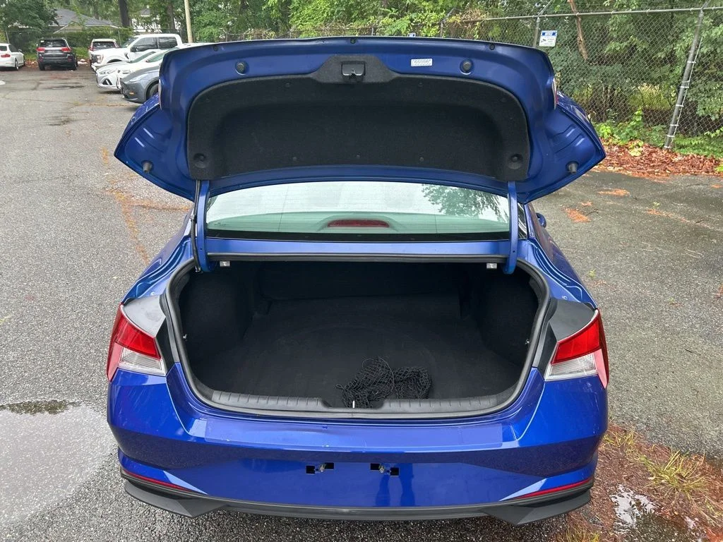 Used 2023 Blue Hyundai SEL image 28