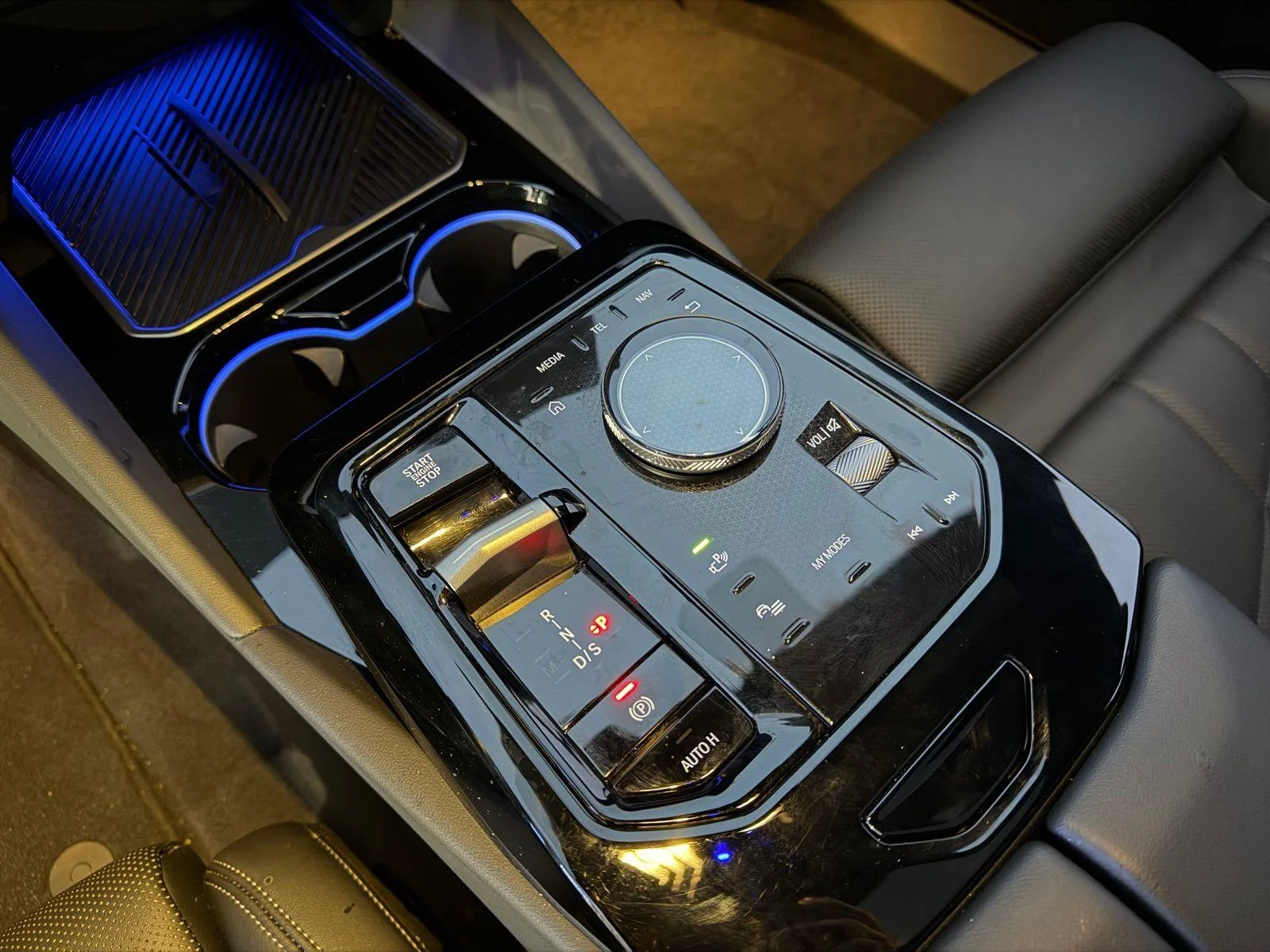 2026 BMW 5 Series 530i - Photo 29