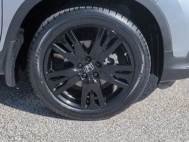 Used 2022 Lunar Silver Metallic Honda Special Edition image 11