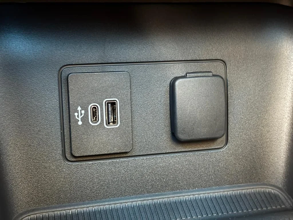 New 2026 Marsh Gray Ford Tremor® image 24