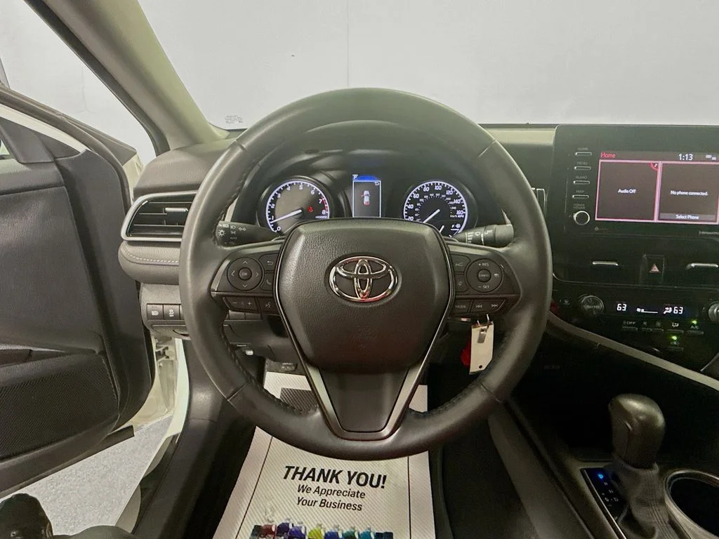 Certified Used 2024 Ice Cap Toyota SE image 11