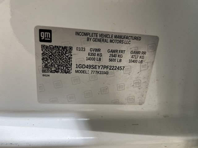 Used 2023 White GMC Pro image 27