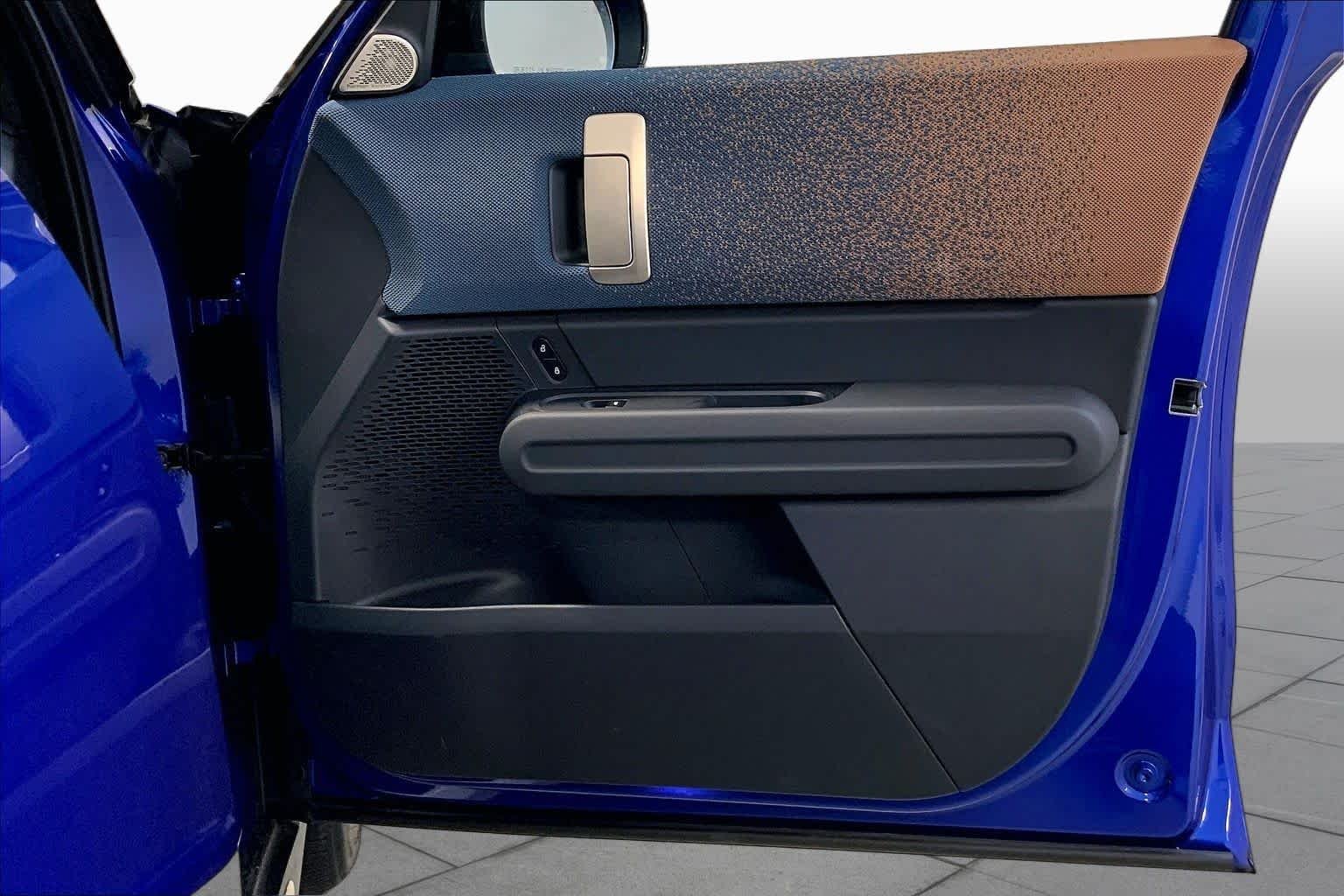 Certified Used 2025 Blazing Blue Metallic MINI SE image 22