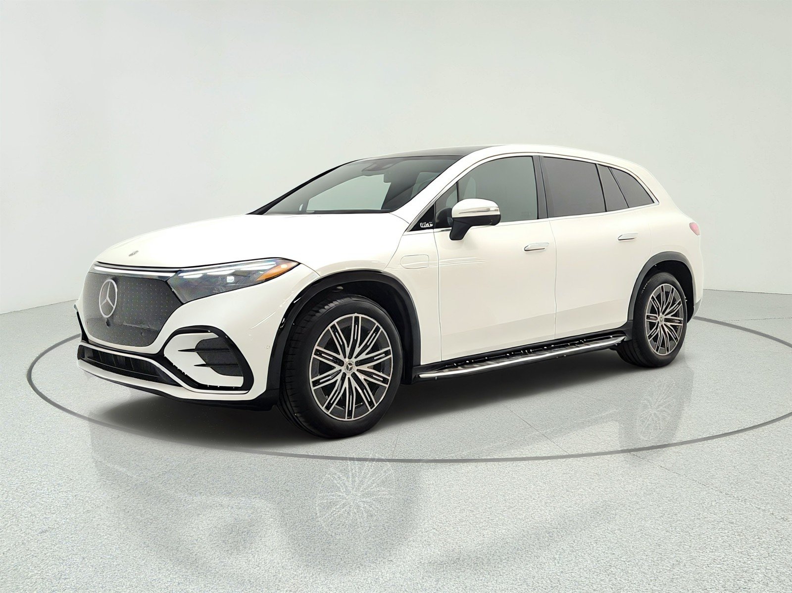 Used 2023 MANUFAKTUR Diamond White Mercedes-Benz EQS 450+ SUV image 1