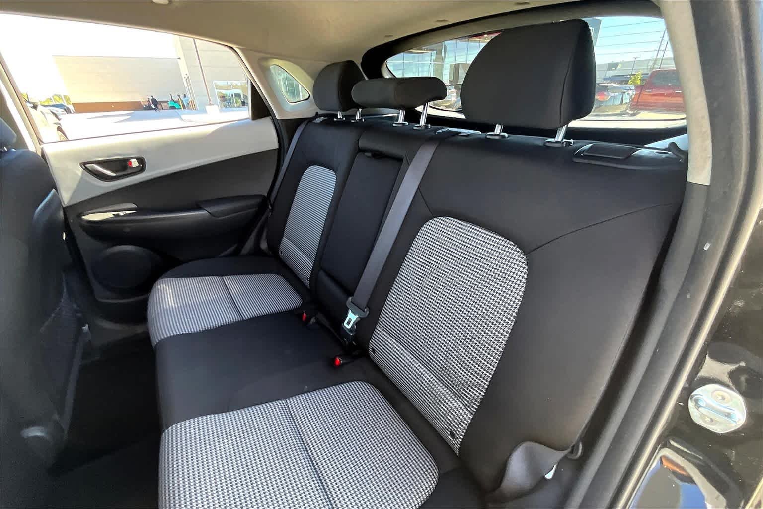 Used 2021 Ultra Black Hyundai SEL image 19