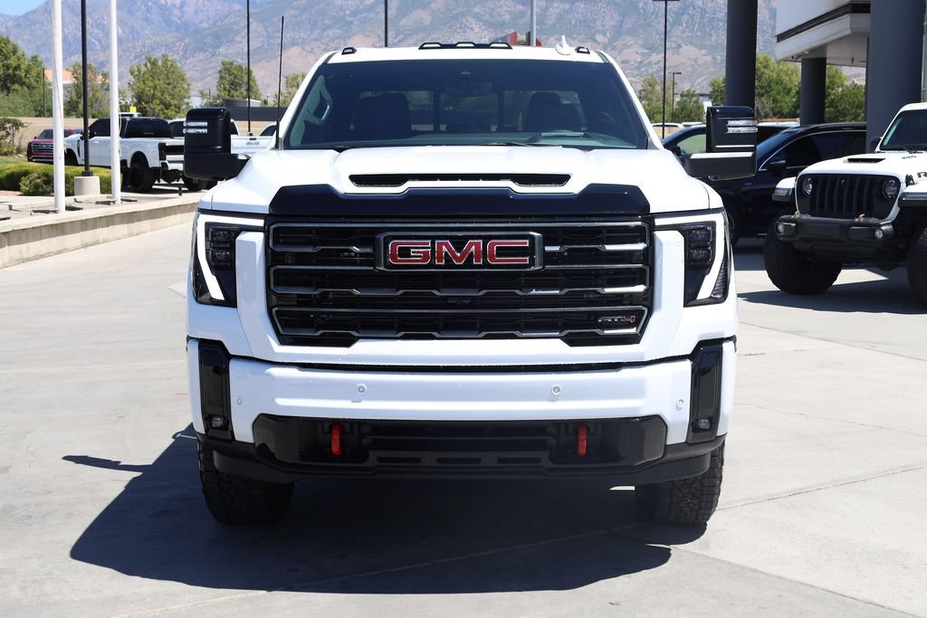 2026 GMC Sierra 3500HD AT4 - Photo 9